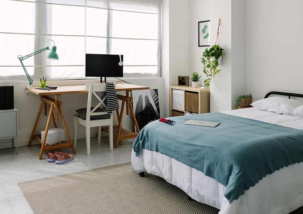 Transformez votre chambre en un cocon relaxant grâce à une décoration apaisante